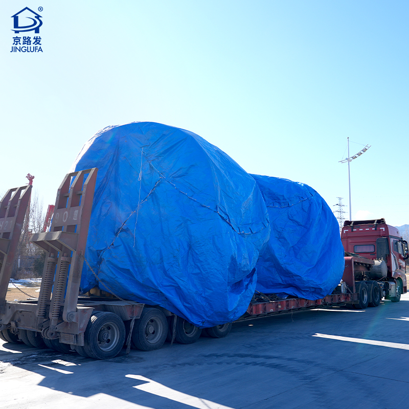 装备防雨篷布罩衣